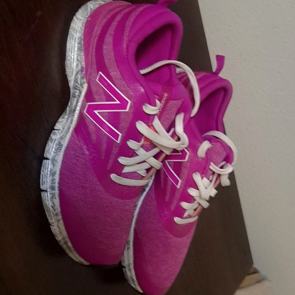 Women's New Balance shoes size 6.5